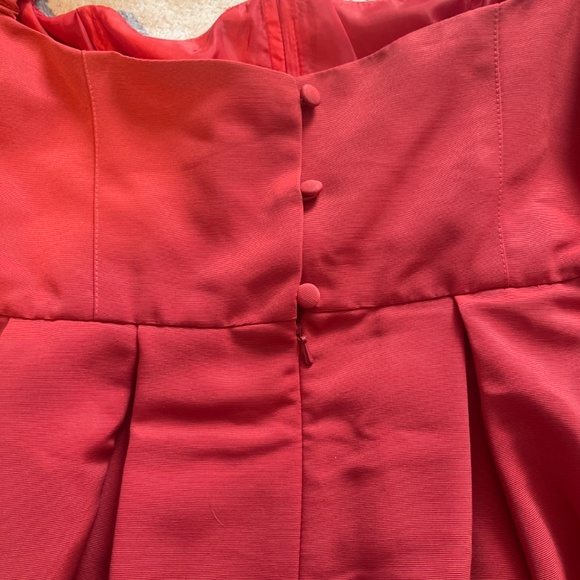 Dress - Picture 3 of 3